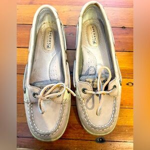 Women’s Sperry Shoes, Size 5